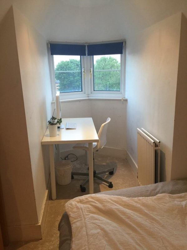 Double room, lovely top floor flat, Belsize Park - student accommodation in Belsize Park - img_1