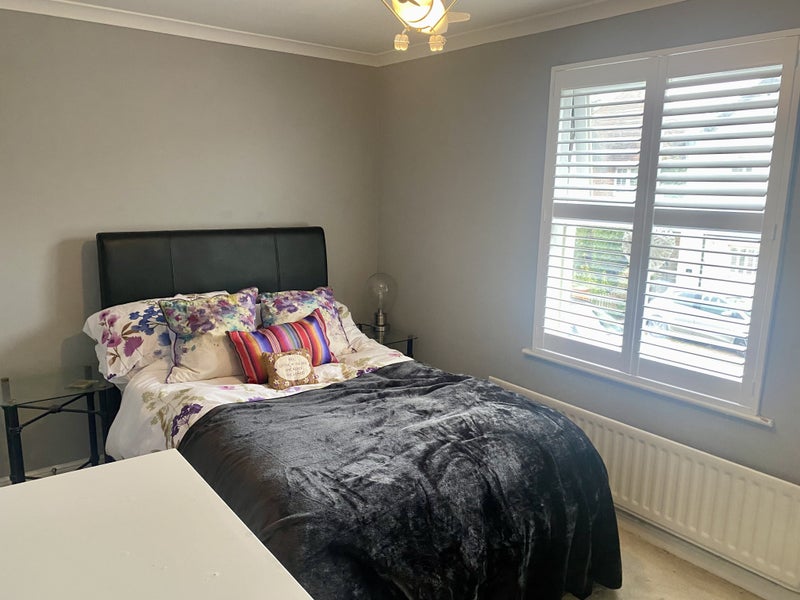 Double Room Mon - Fri Only - student accommodation in Egham - img_4