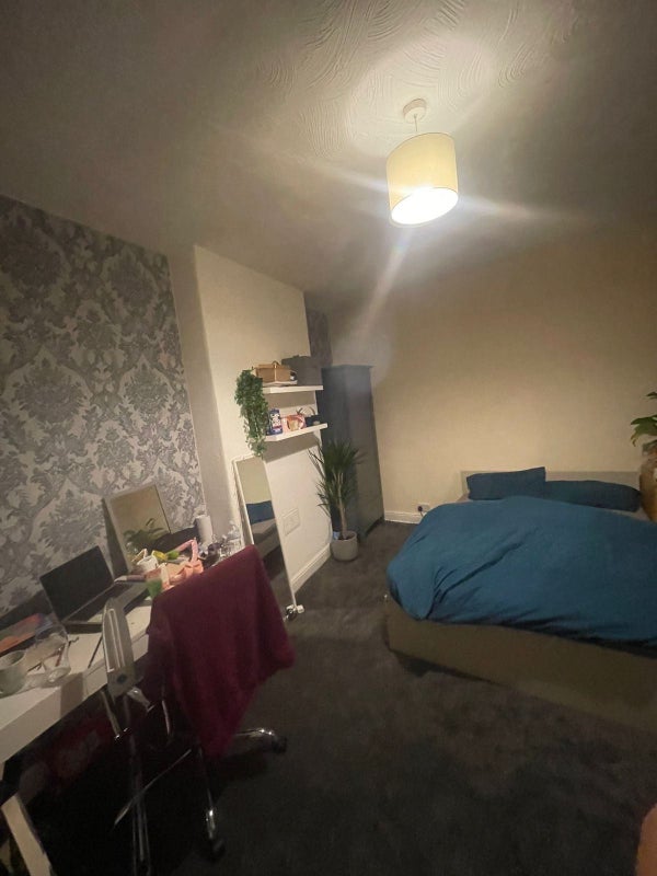 Double room, newly furnished - student accommodation in Gorton - img_1