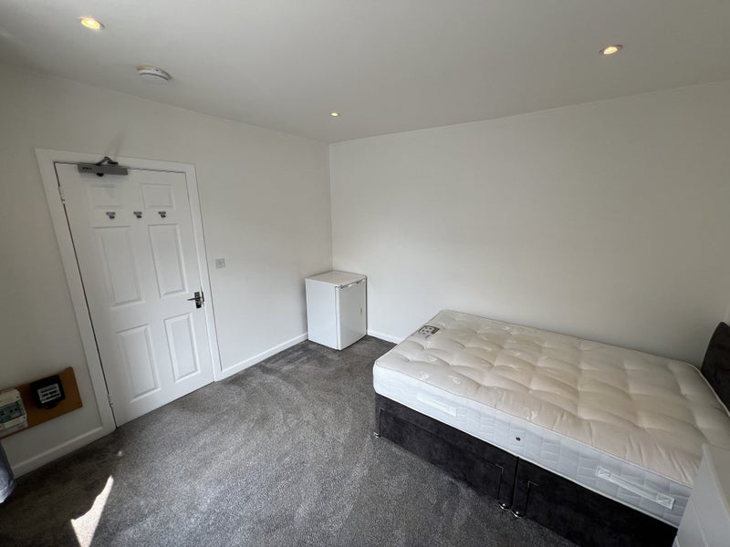 Double Room - Quiet Hmo Off Ashley Road, Parkstone - student accommodation in Branksome - img_3