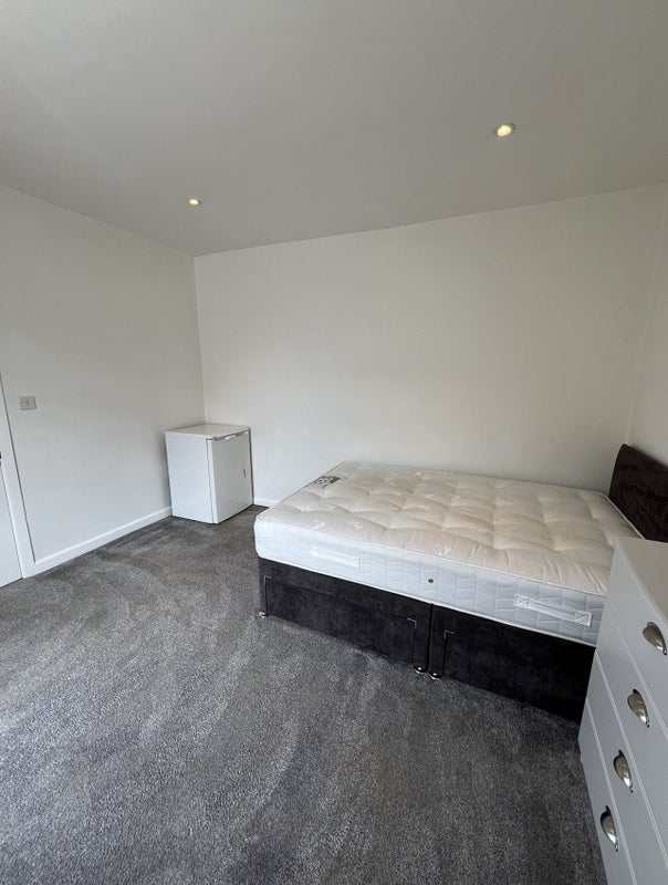 Double Room - Quiet Hmo Off Ashley Road, Parkstone - student accommodation in Branksome - img_4