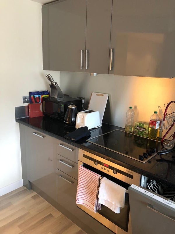 Double Room (Separate Bathroom) in 2 Bed Flatshare - student accommodation in Leeds City Centre - img_5