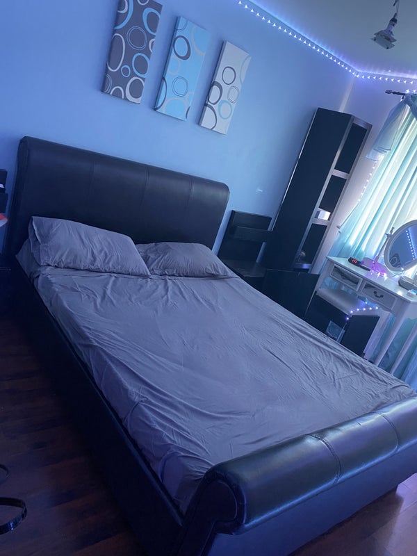 Double room to rent - student accommodation in Mill Hill East