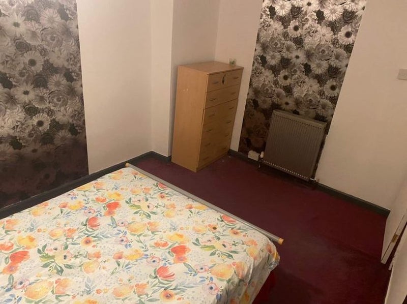 Double room to rent - student accommodation in Stirchley - img_2