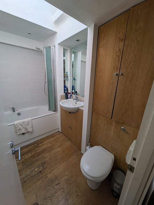 Double Room w/ En Suite 2 mins from Clapham Common - student accommodation in Clapham Common - img_8