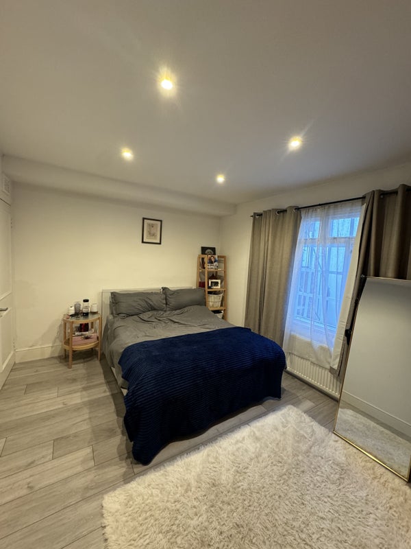 Double room with own bathroom - end of September! - student accommodation in Maida Vale - img_2