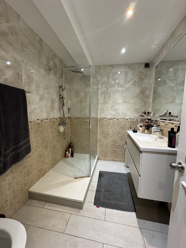Double room with own bathroom - end of September! - student accommodation in Maida Vale - img_5