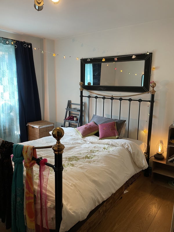 Double Room with own bathroom - student accommodation in London E1W - img_1
