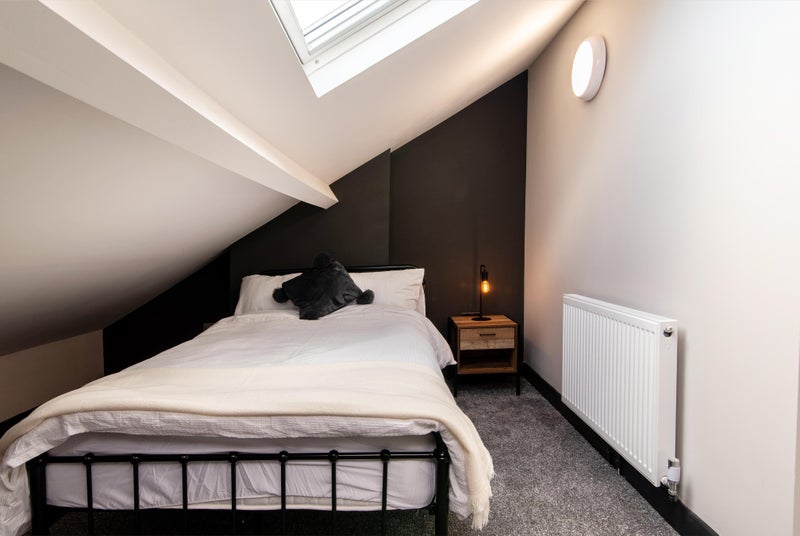 Double Room You Wouldn't Want To Miss!! - student accommodation in Netherfield - img_1