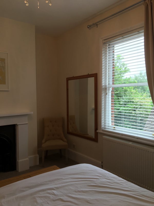 Double Room - student accommodation in Ash Vale - img_3