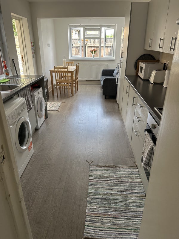 Double Room - student accommodation in Wood Green - img_2