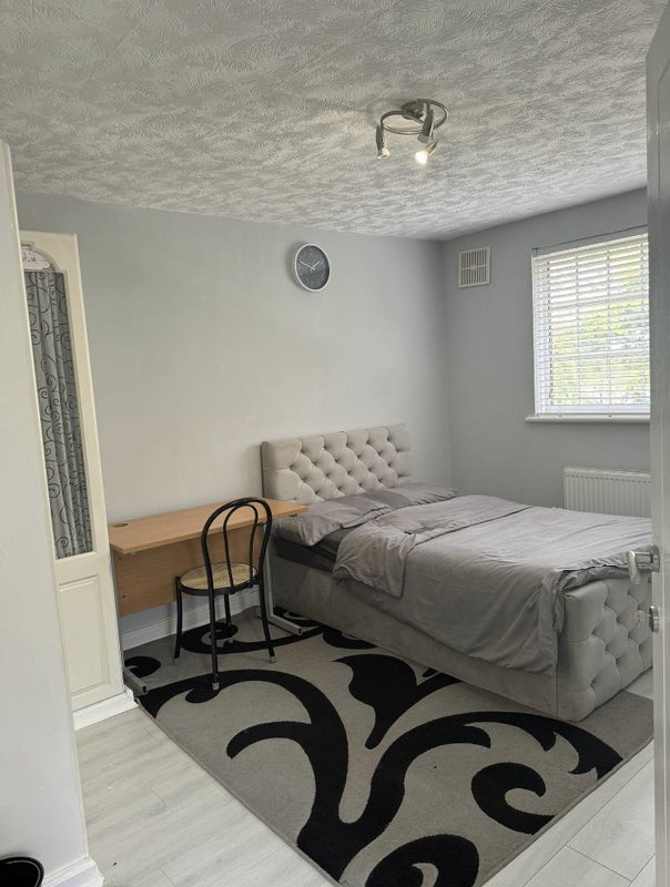 Available now. student accommodation in Sheldon - img_3