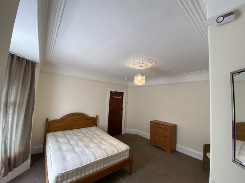 Double rooms available in Yeovil - student accommodation in Yeovil - img_2