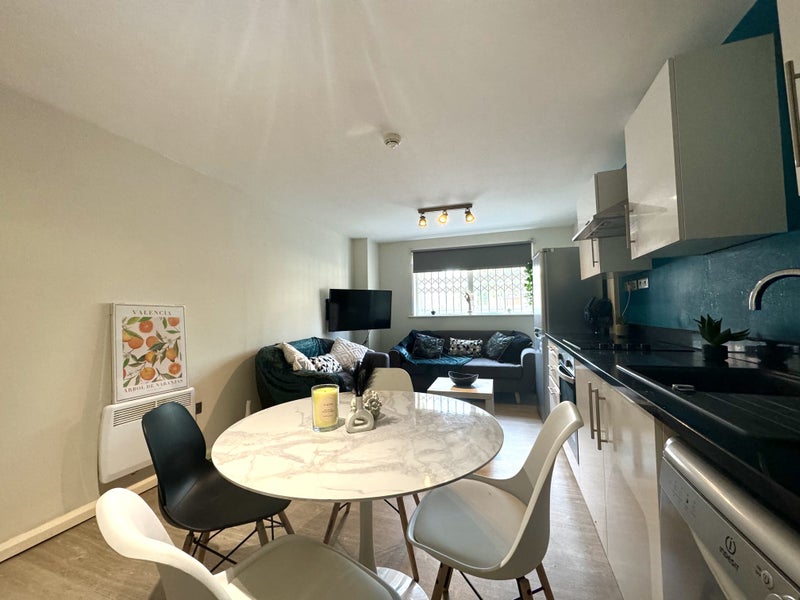 Double rooms available n slick apartment - Lenton - student accommodation in Lenton - img_8