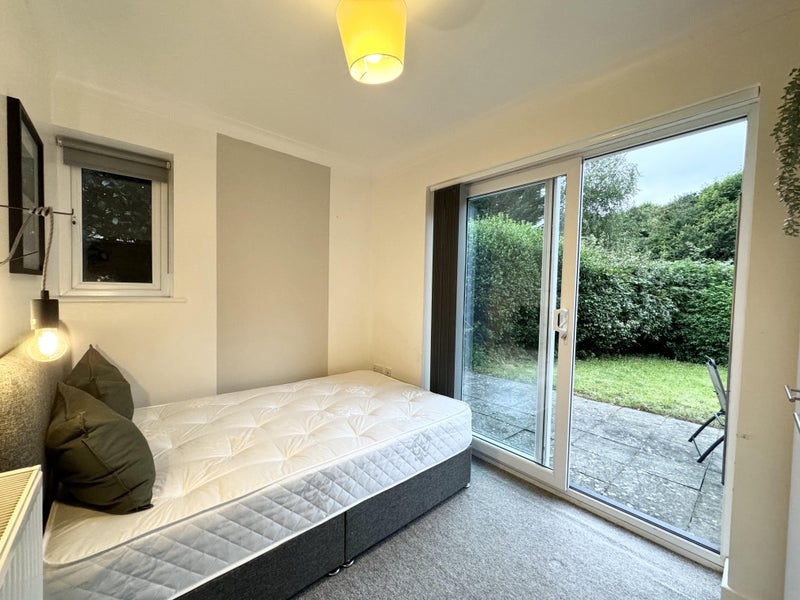 Double Rooms, Soon to be Refurbished - Stanmore - student accommodation in Winchester - img_10