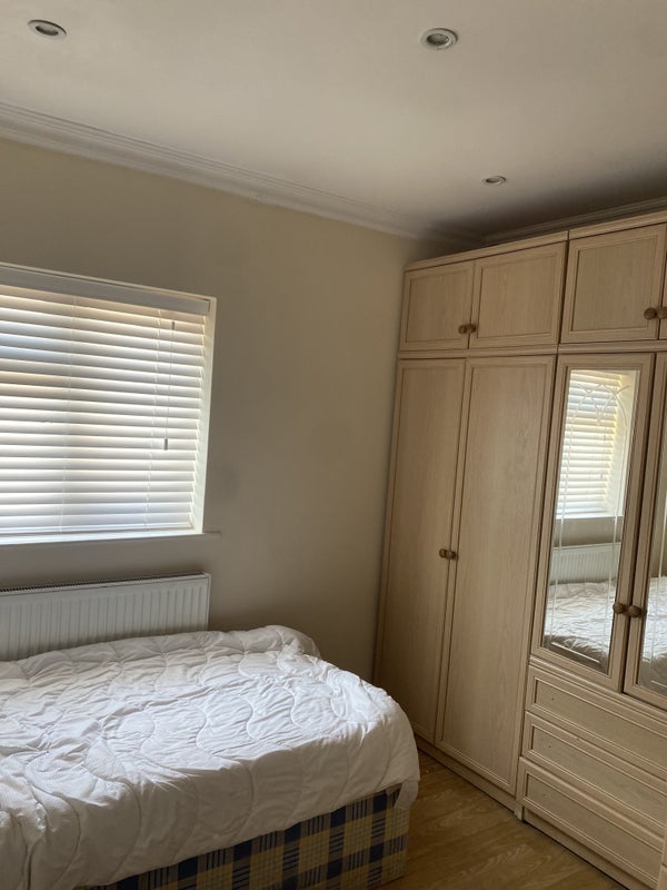 Double rooms to rent - student accommodation in Slough - img_1