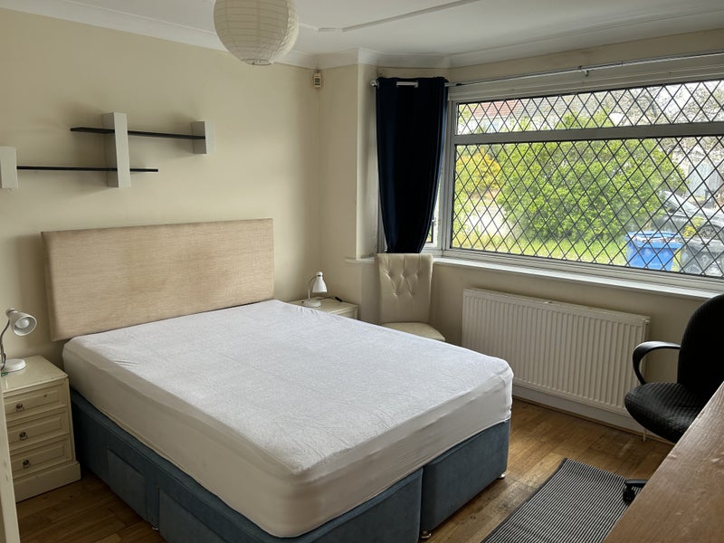 Double Rooms - student accommodation in Poole - img_4