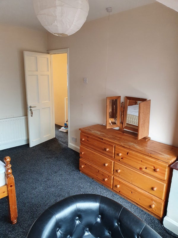 Double + Single Room In Cheylesmore Inc Bills - student accommodation in Coventry - img_1