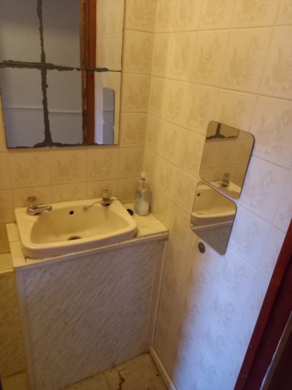 Platnium En-Suite Room for rent in Leeds City Cent student accommodation in Leeds City Centre - img_3