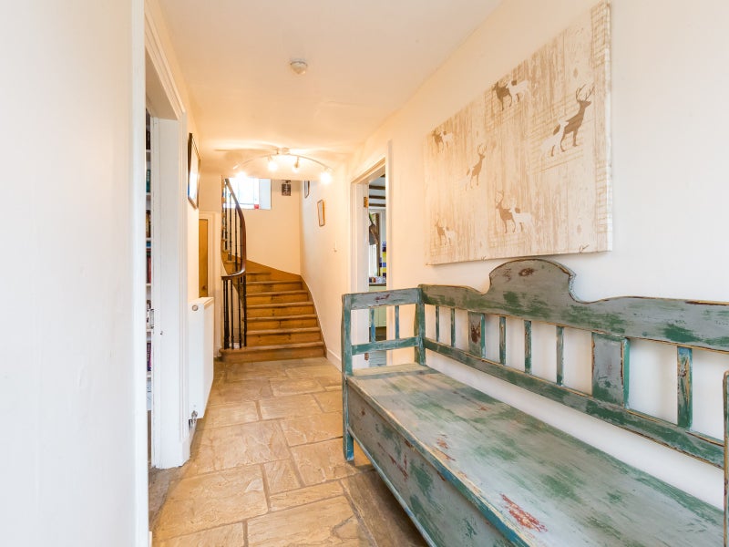 Double with ensuite  in large town house - student accommodation in Montrose - img_3
