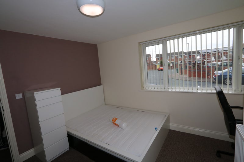 Dysart Close – 4 bed 4 bathroom - Bills Included - student accommodation in Coventry - img_3