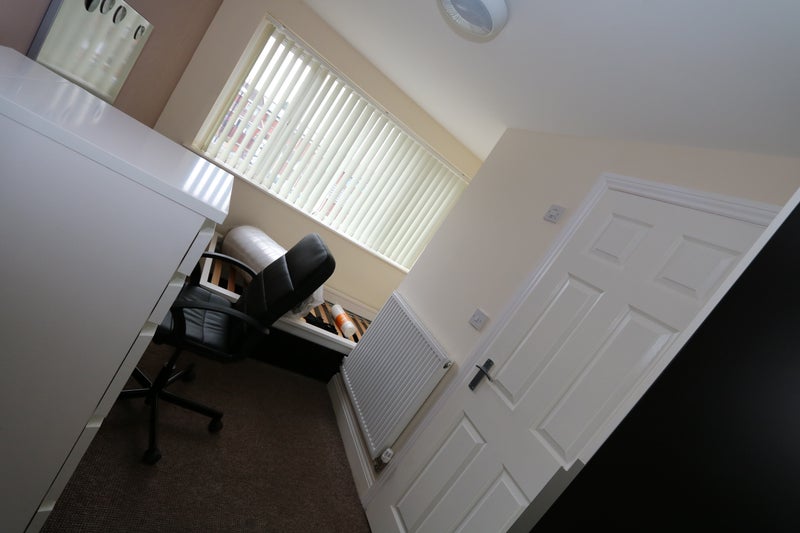 Dysart Close – 4 bed 4 bathroom - Bills Included - student accommodation in Coventry - img_2