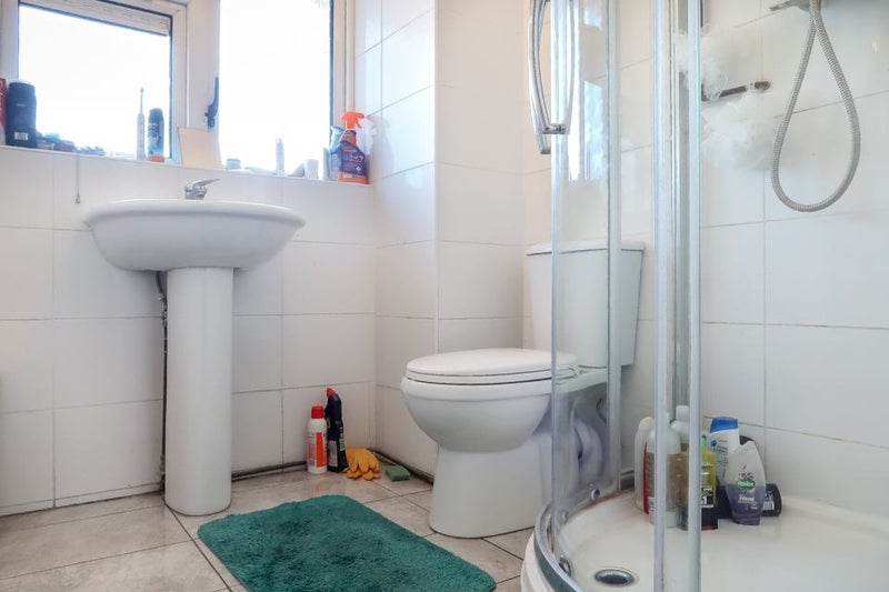 E16 / Canning Town / Beckton / Plaistow - student accommodation in Canning Town - img_4
