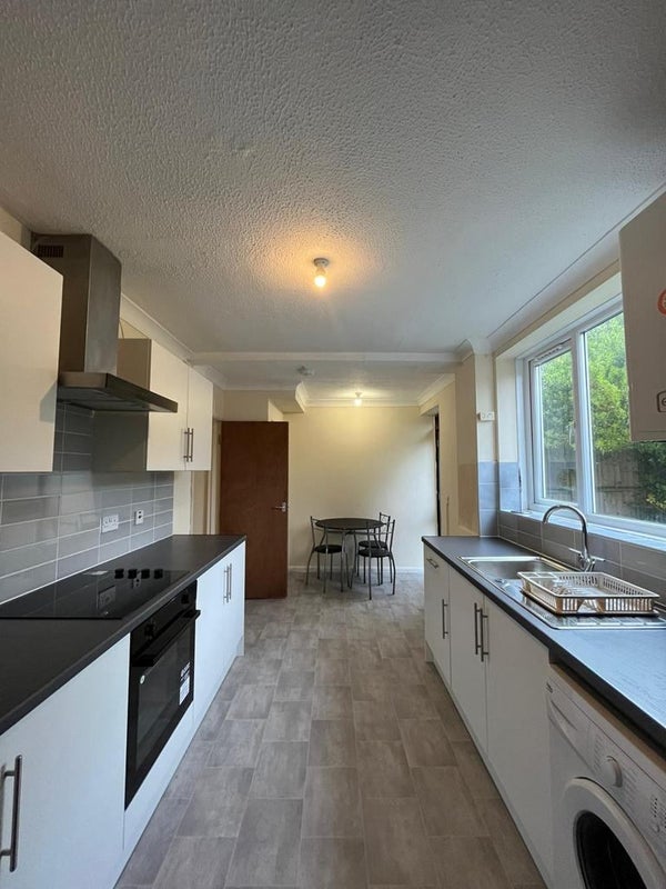 E1-Brand-New Double Room in Zone 1/2 - student accommodation in Shoreditch - img_4