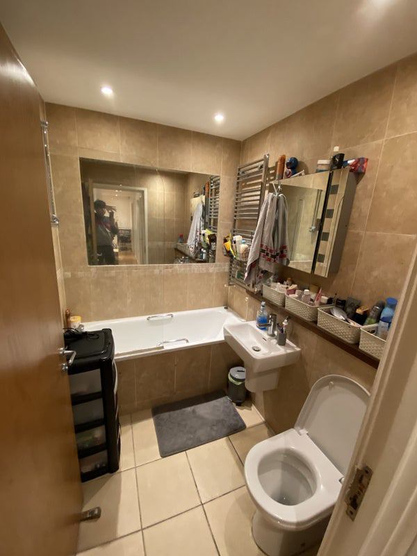 Elegant - 3 Bedroom Flat In Ealing Broadway - student accommodation in Ealing - img_5