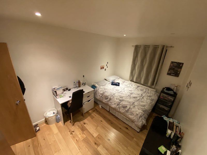 Elegant - 3 Bedroom Flat In Ealing Broadway - student accommodation in Ealing - img_1