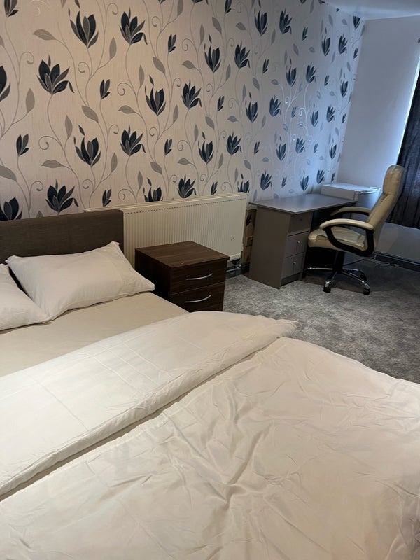 Ensuit and non ensuit rooms - student accommodation in Northampton - img_1