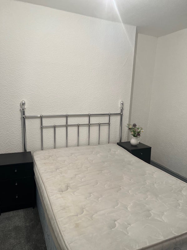 Ensuit and non ensuit rooms - student accommodation in Northampton - img_2