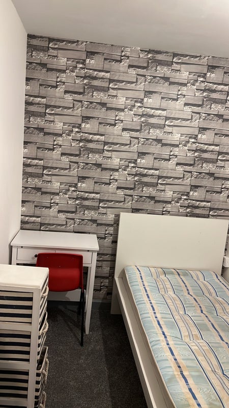 Ensuit and non ensuit rooms - student accommodation in Northampton - img_3