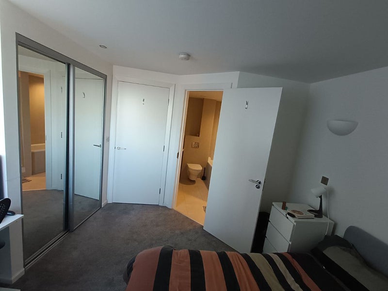 Ensuite bedroom in a 2-bed flat Leeds City Centre - student accommodation in Leeds - img_2