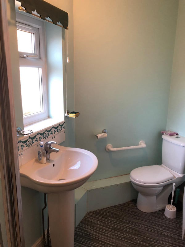 En-suite double bedroom only inc of bills - student accommodation in Birstall - img_5