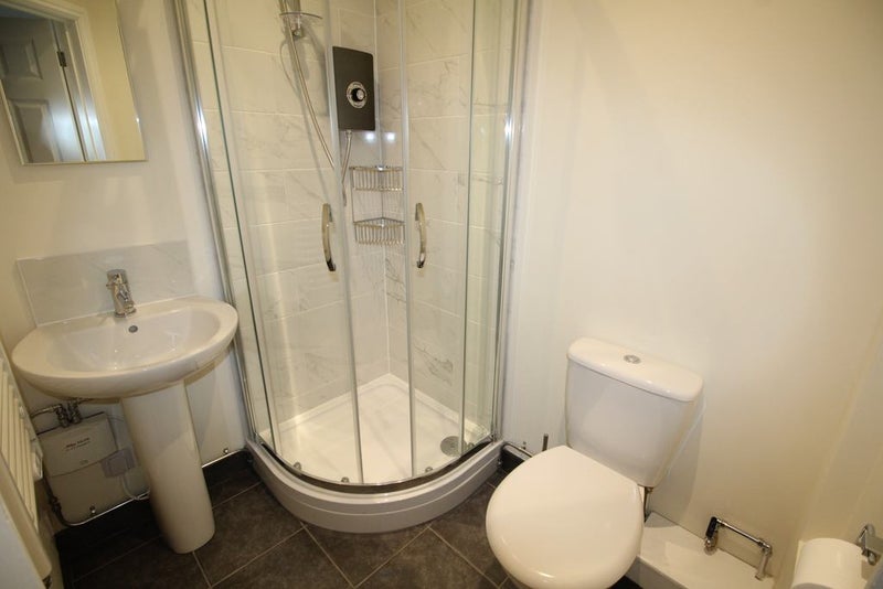 En-suite Double Bedrooms Upper Grove Street - student accommodation in Leamington Spa - img_9