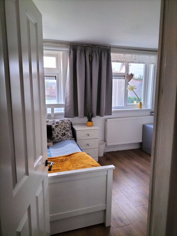 Ensuite & Extra -Large Rooms Available in Modern H - student accommodation in Harold Hill - img_1