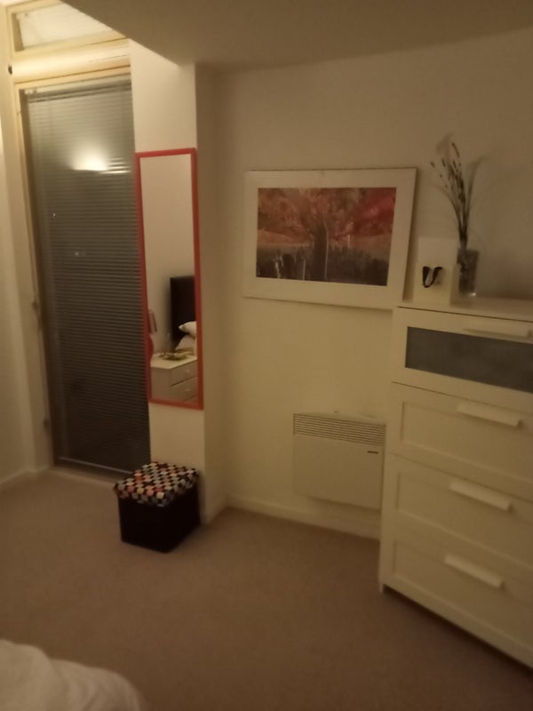 Ensuite furnished room to let in apartment - student accommodation in Leeds City Centre - img_1