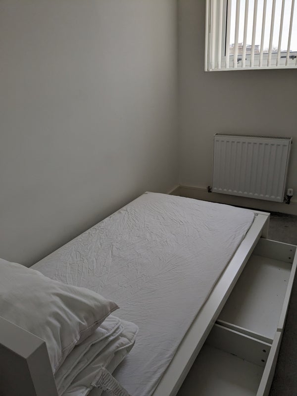 Ensuite room and single room to rent in CMK - student accommodation in Milton Keynes - img_7