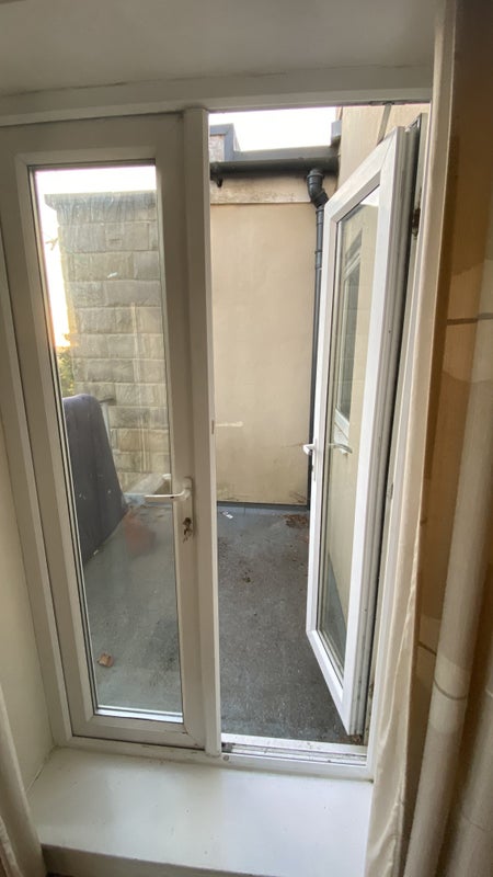 En-suite room to rent for short term - student accommodation in Headingley - img_7