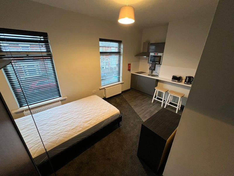 Ensuite Rooms From £455pcm/£105pw Inc All Bills - student accommodation in Grimsby - img_1