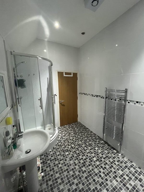 Ensuite rooms in spacious 3 bed - student accommodation in Liverpool - img_4