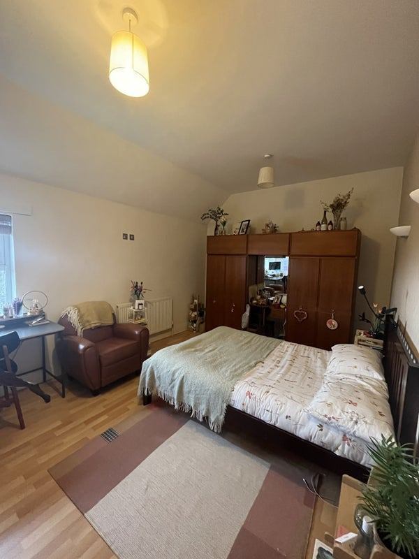 Ensuite rooms in spacious 3 bed - student accommodation in Liverpool - img_1