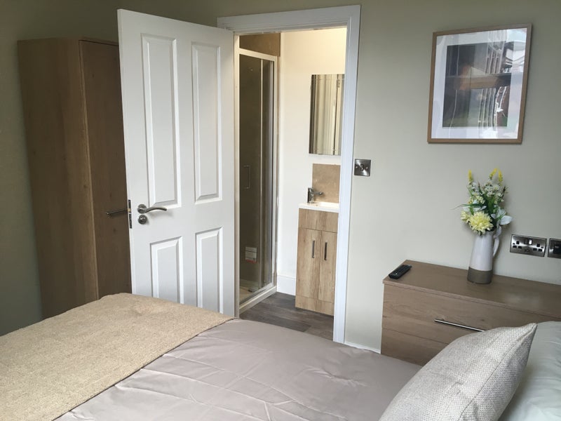 EN-SUITE ROOMS! - student accommodation in Grimsby - img_2