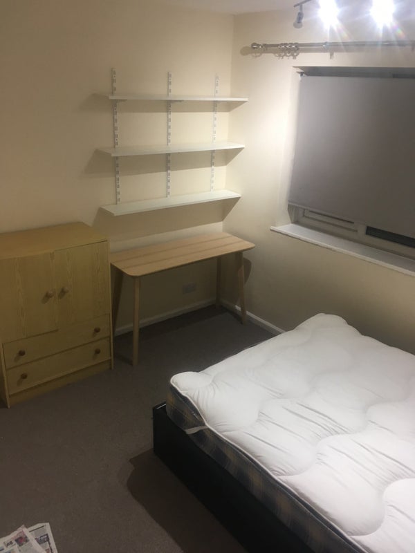Single room property. - student accommodation in Clifton - img_2
