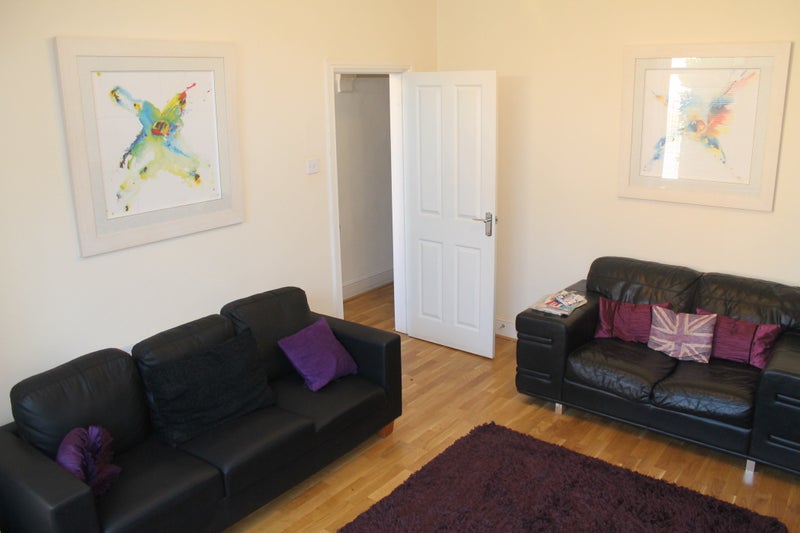 Executive Double Room In Very Large Modern House - student accommodation in Stafford - img_2