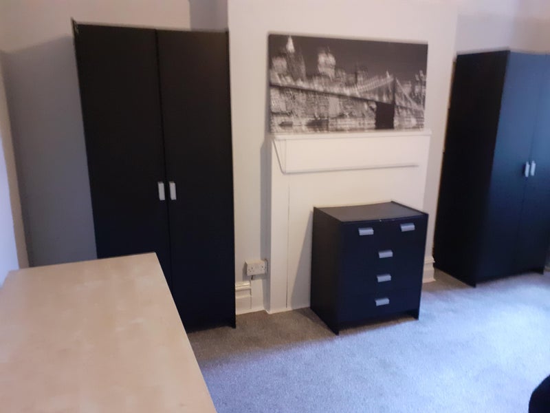 Ex-Large Double Room - student accommodation in Leicester - img_2