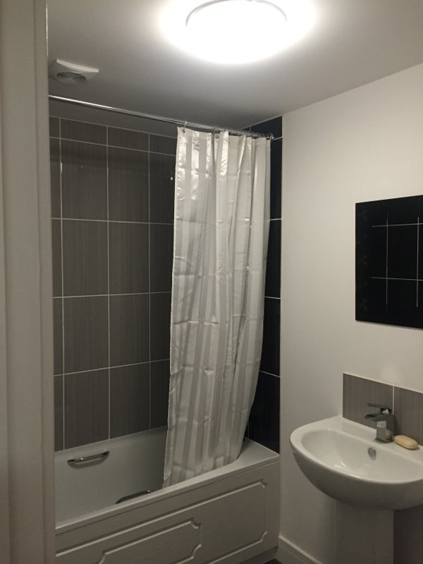 Extra Large Double Room in Adeyfield near Maylands - student accommodation in Hemel Hempstead - img_4
