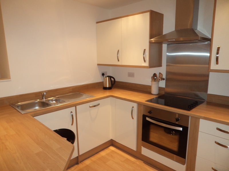 Fab fully furnished luxury 1 bed mezzanine apt. - student accommodation in Hull - img_5