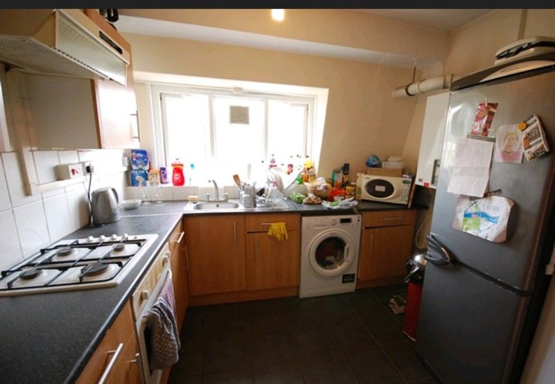 Female Flatmate wanted in vibrant Earlsfield! - student accommodation in Earlsfield - img_3